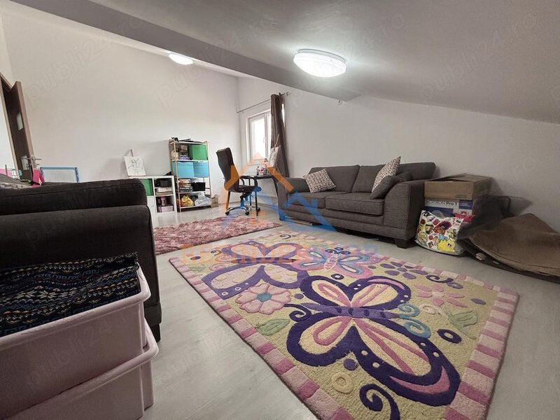 Salajan, Nicolae Grigorescu, apartament de vanzare cu 5 camere,