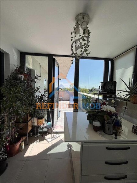 Salajan, Nicolae Grigorescu, apartament de vanzare cu 5 camere,