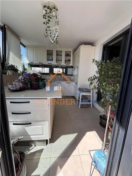 Salajan, Nicolae Grigorescu, apartament de vanzare cu 5 camere,